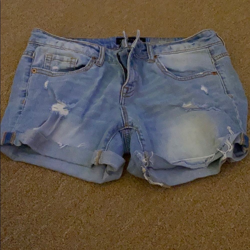 Women’s jean shorts